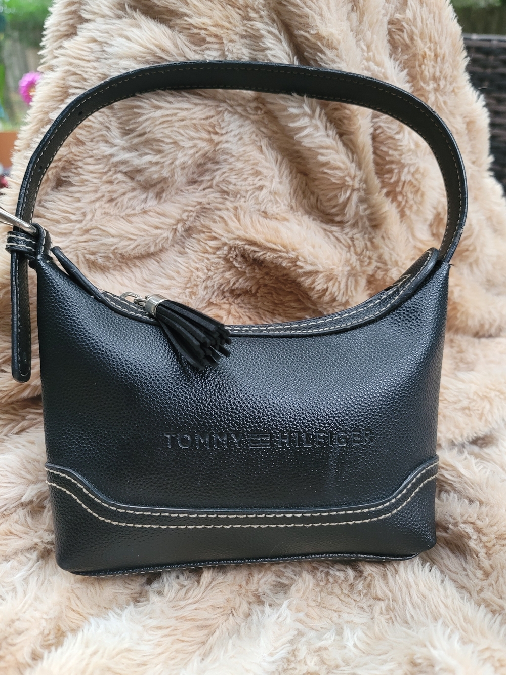 GENUINE Y2K VINTAGE TOMMY HILFIGER LEATHER MINI SHOULDER BAG